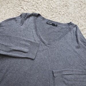 Basic House‎ Sweater Womens Large Gray V-Neck Pullover Lightweight Tight-Knit